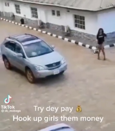 Lady Races After Client’s Car To Stop Him From Leaving After He Refused ...